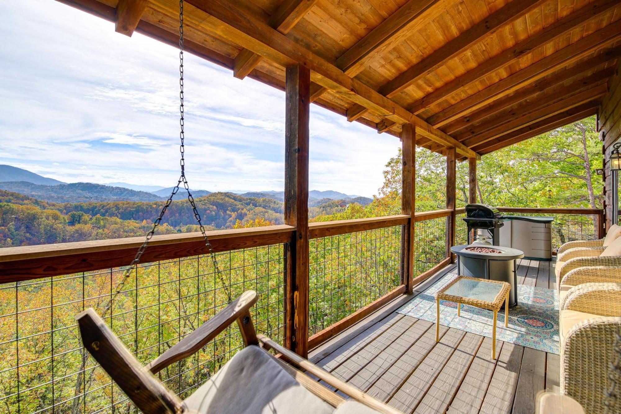 Mountain-View Deck Oasis Cabin Near Attractions Villa Sevierville Exterior photo