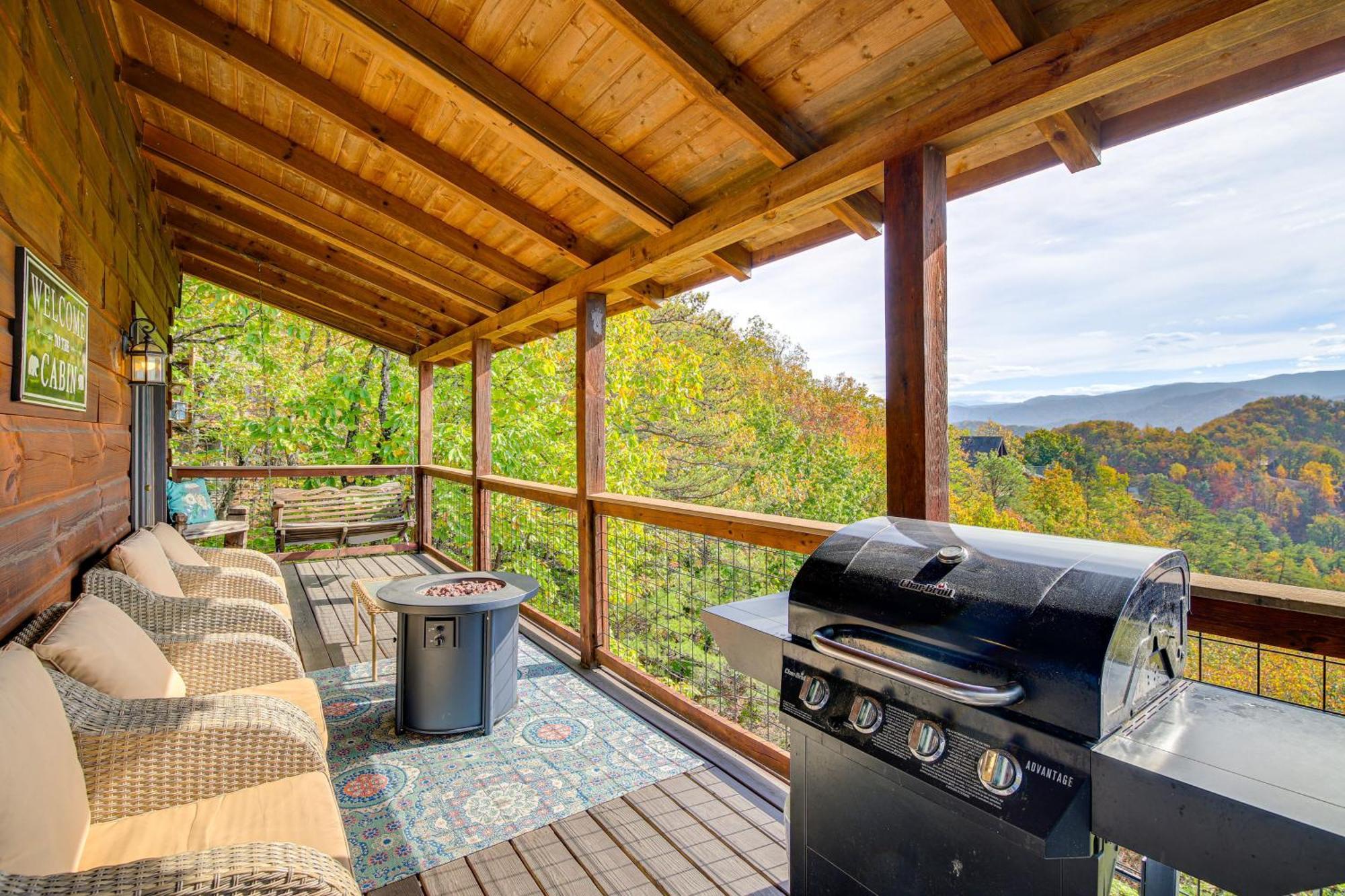 Mountain-View Deck Oasis Cabin Near Attractions Villa Sevierville Exterior photo